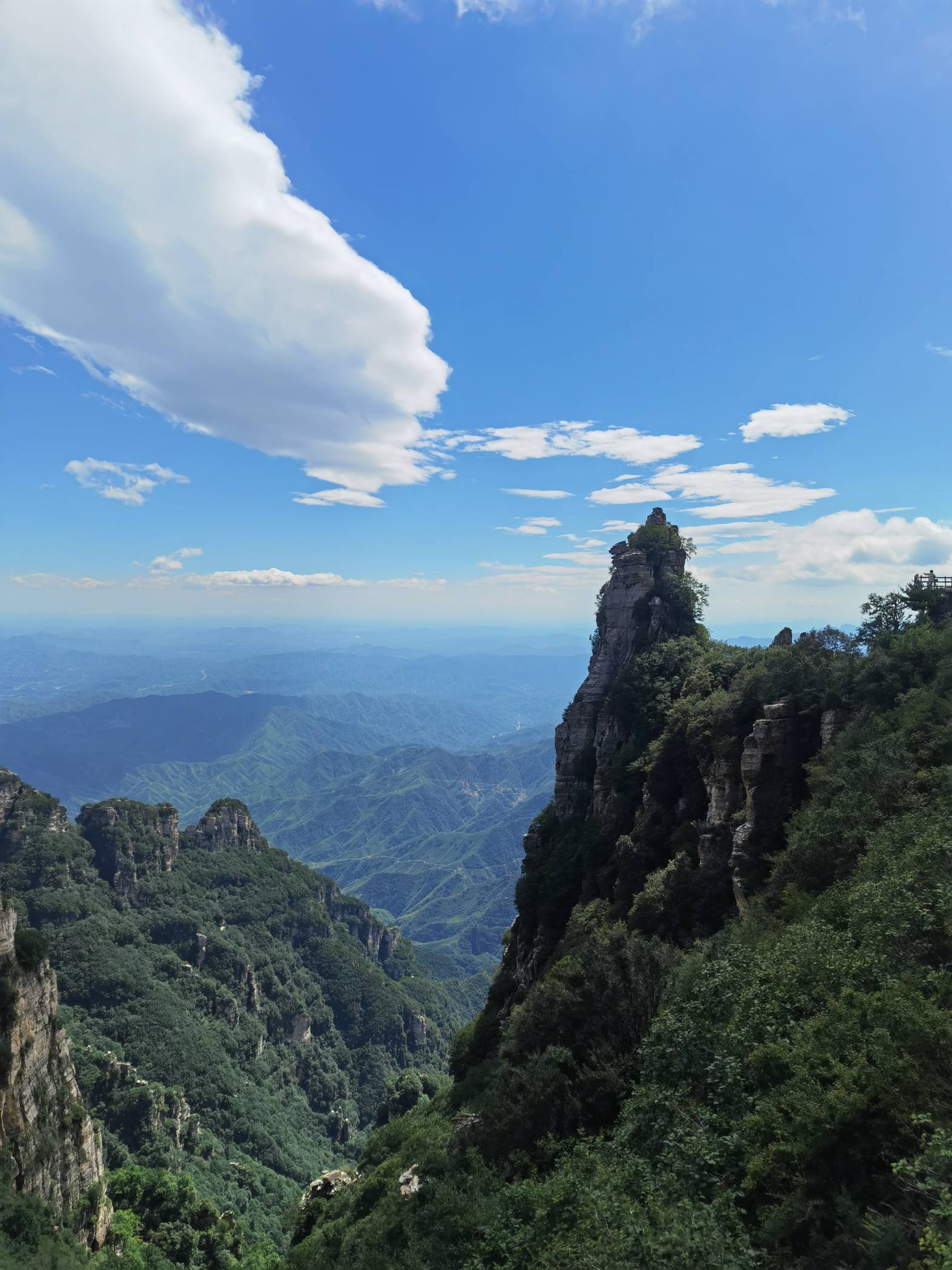 登顶太行之首！白石山