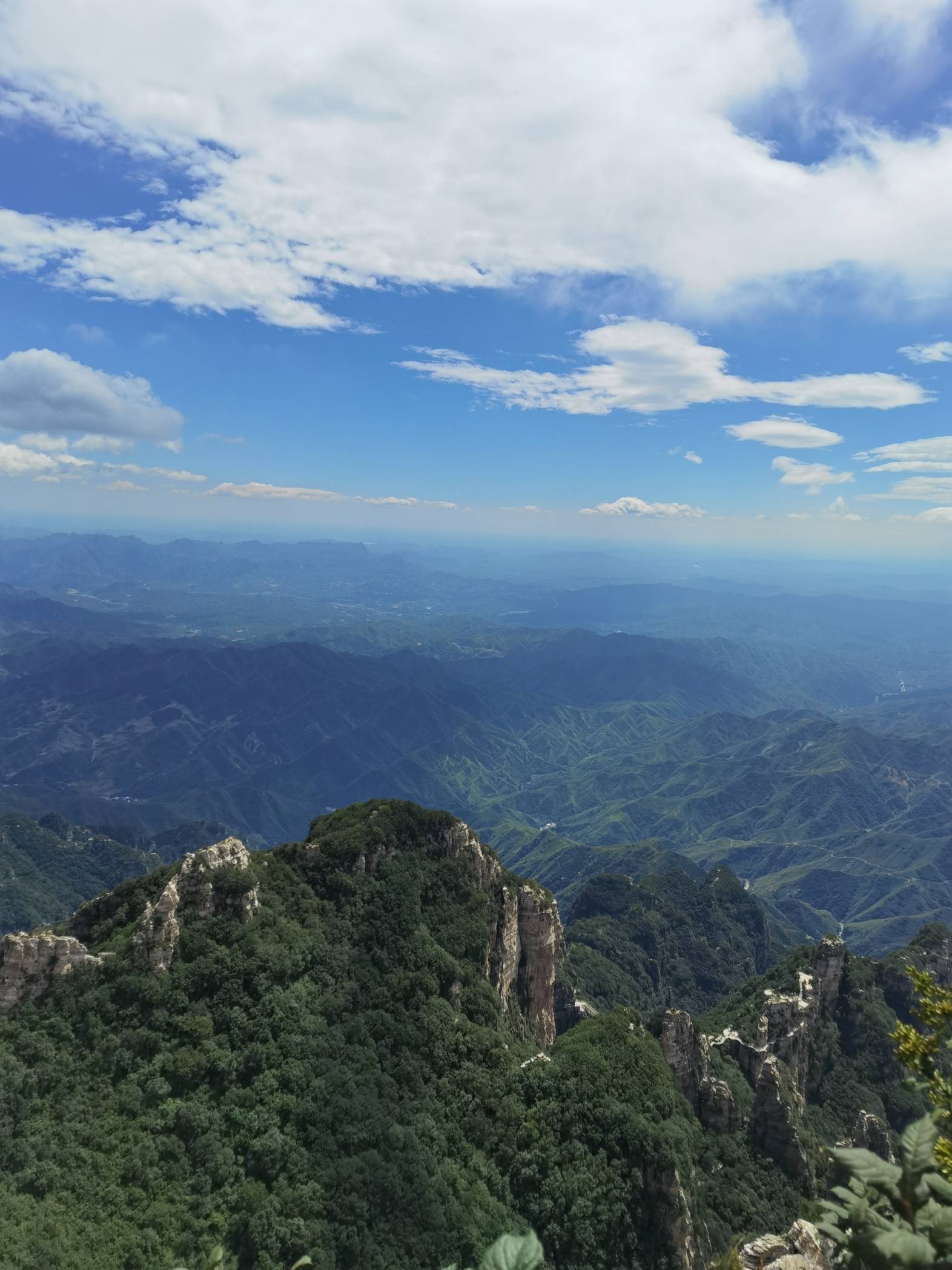 登顶太行之首！白石山